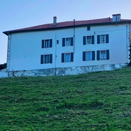 Un Ecrin Dans La Nature بيت للعطل *