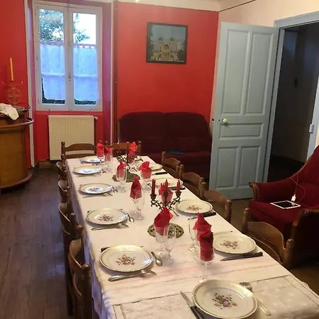 Un Ecrin Dans La Nature * אספלט