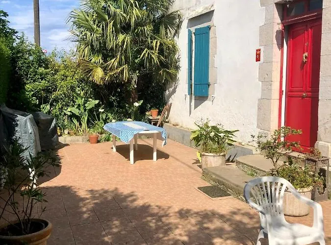 Un Ecrin Dans La Nature * Espelette