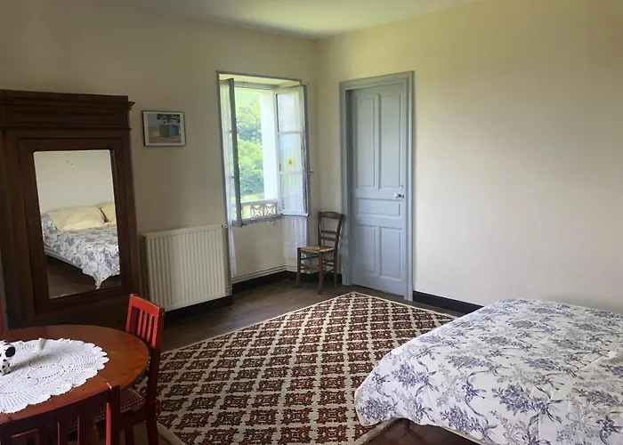 Un Ecrin Dans La Nature بيت للعطل إيسبيليت