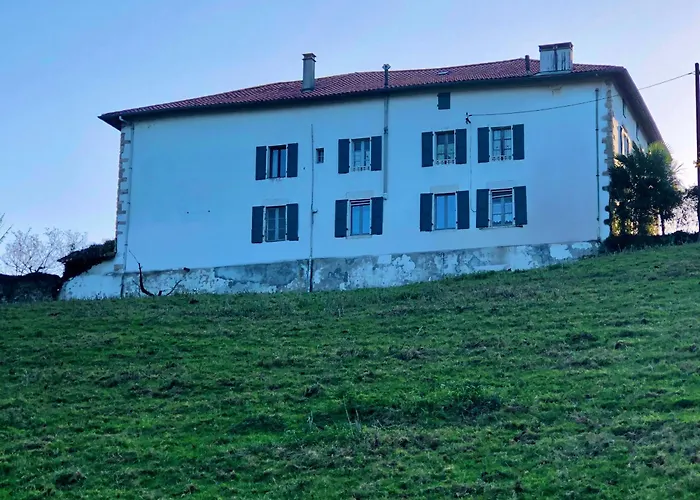 Un Ecrin Dans La Nature بيت للعطل *