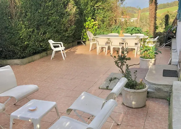 Un Ecrin Dans La Nature Semesterbostad Espelette